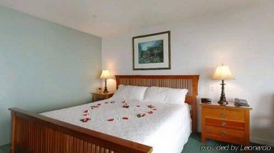 Little Sur Inn Cambria Room photo